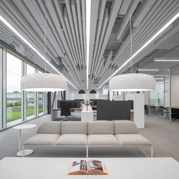 Appréciation du design de la société américaine de meubles Davis Furniture North Carolina Headquarters