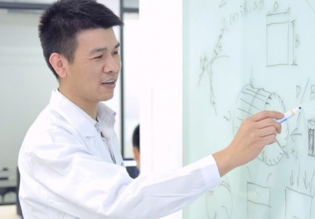 Know More about Our Experts 1 - Owen Know More about Our Experts 1 - Owen