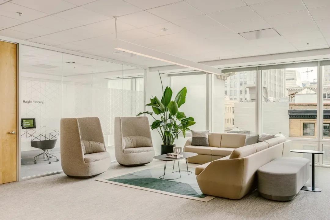 Image de conception d'espace de bureau moderne pour les bureaux de HashiCorp - San Francisco