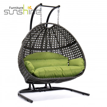 Outdoor-Garten-Holzschaukel Zwei-Personen-Schwingen-Terrassen-Hanging-Stuhl mit Ständer