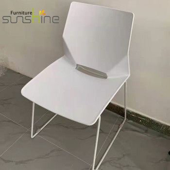 लिविंग रूम चेयर के लिए हॉट सेलिंग फैशन प्लास्टिक इटैलियन चेयर