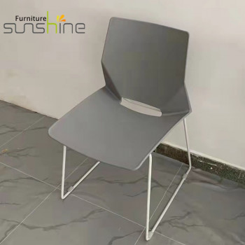 लिविंग रूम चेयर के लिए हॉट सेलिंग फैशन प्लास्टिक इटैलियन चेयर