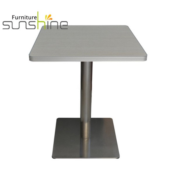 क्रोमड स्टील बेस के साथ आधुनिक स्टेनलेस स्टील ट्यूब टेबल बेस डिजाइन एमडीएफ डाइनिंग रूम टेबल