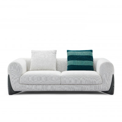 LL131 Sofa