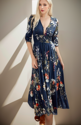 الدانتيل مرة أخرى الخصر Shired ألف خط فستان ماكسي مع Hemline Handkercheif