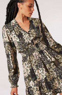 Minivestido con estampado de patchwork