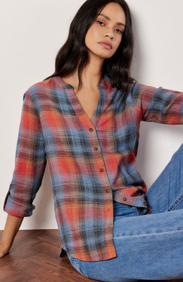 Camicia a quadri con colletto nonno