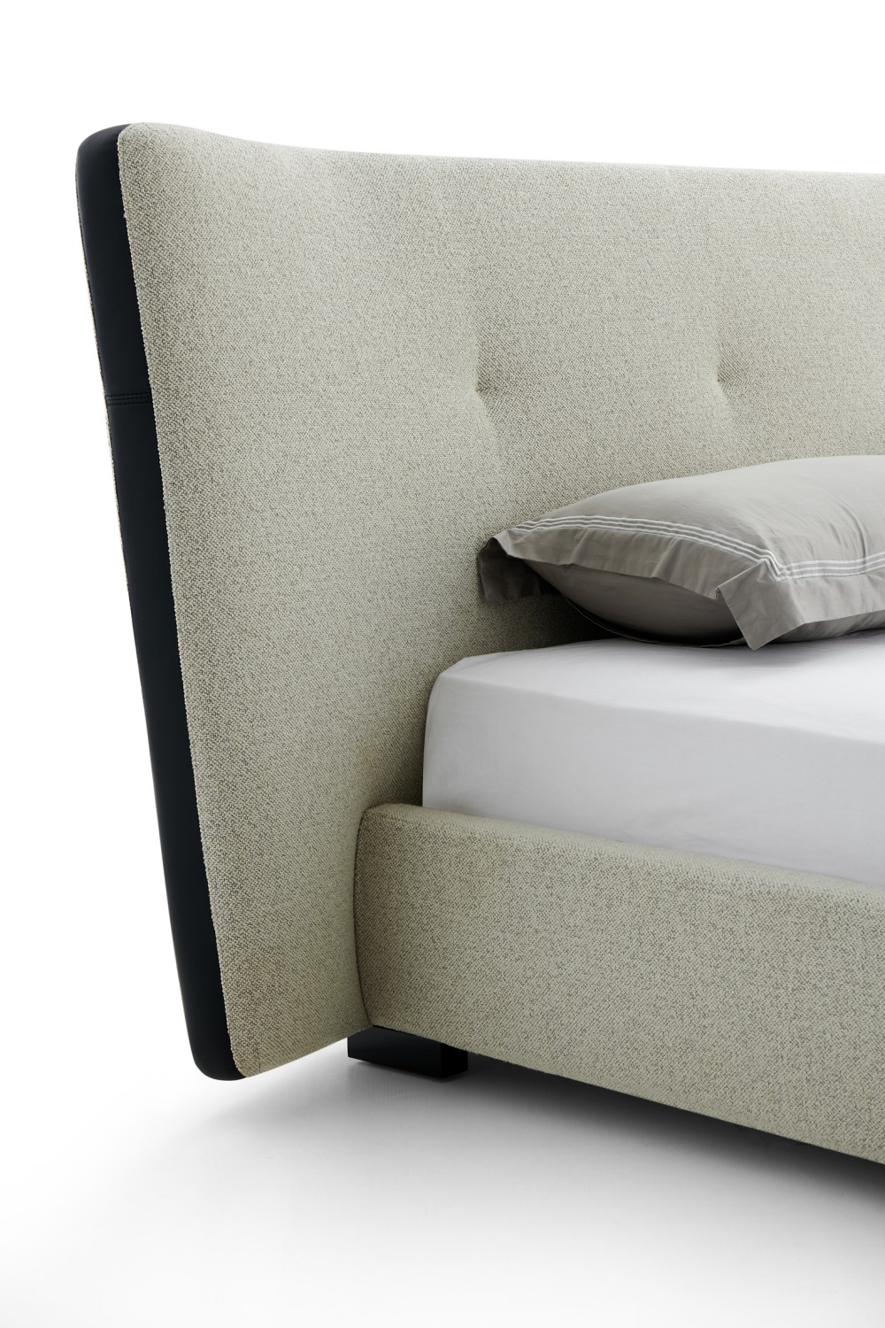LC599 Soft bed