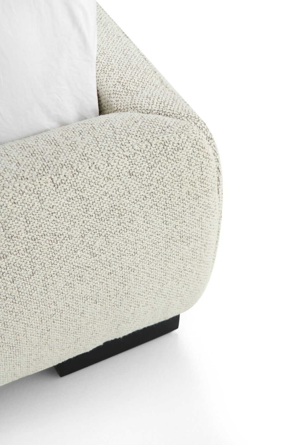 LC599 Soft bed