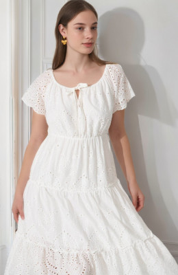 Vestido Midi em Algodão Bordado Branco