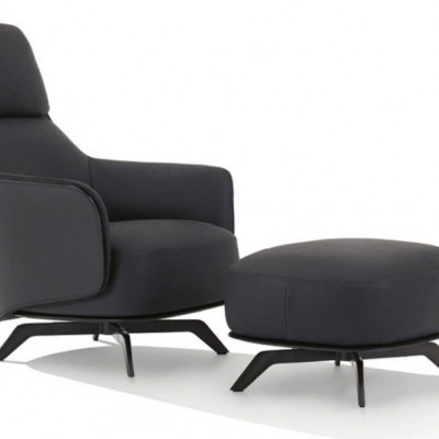 LY146 Armchair