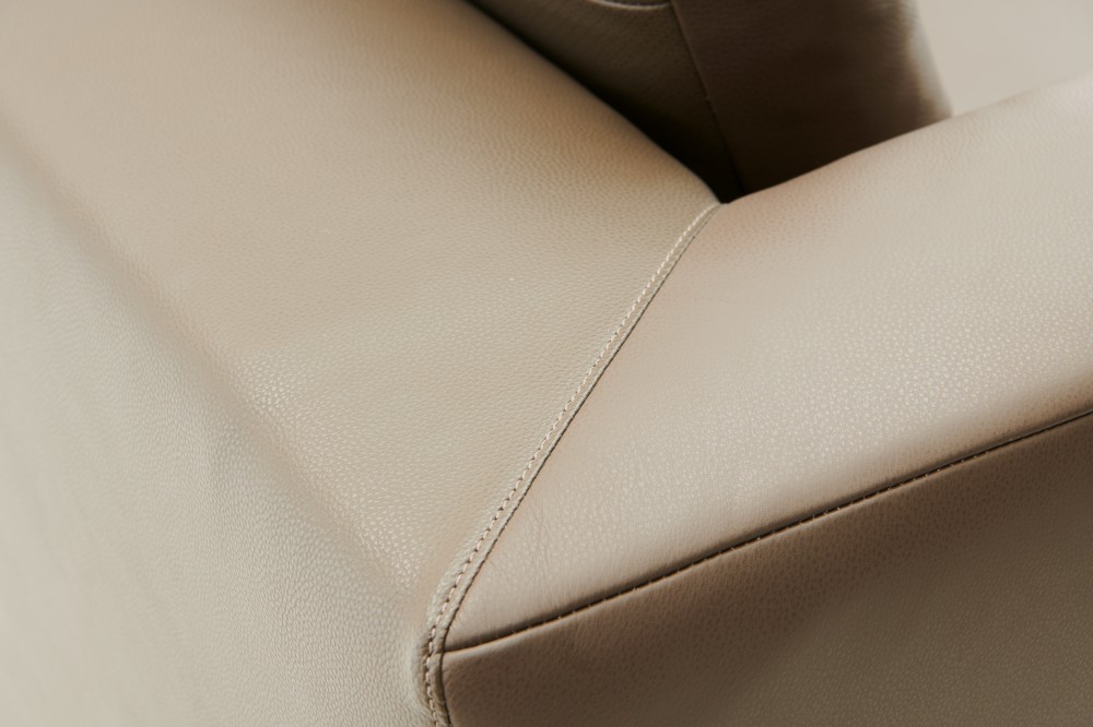 LF260 Sofa