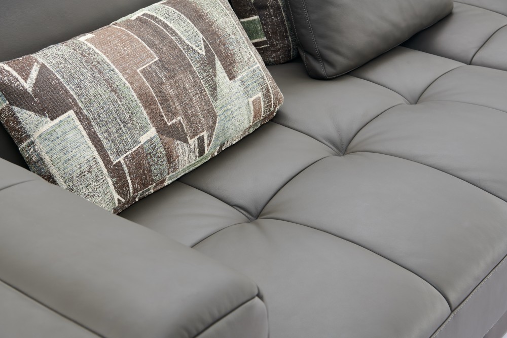 LL108 Divano