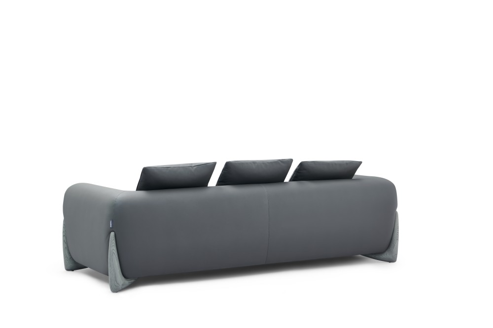 LL131 Sofa