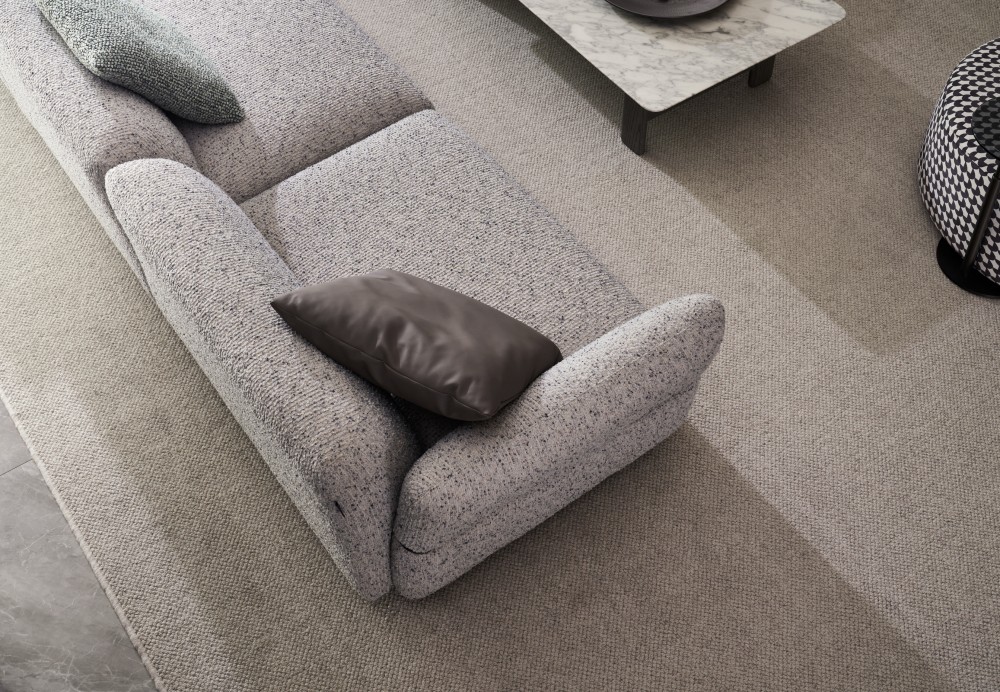 LL129 Sofa