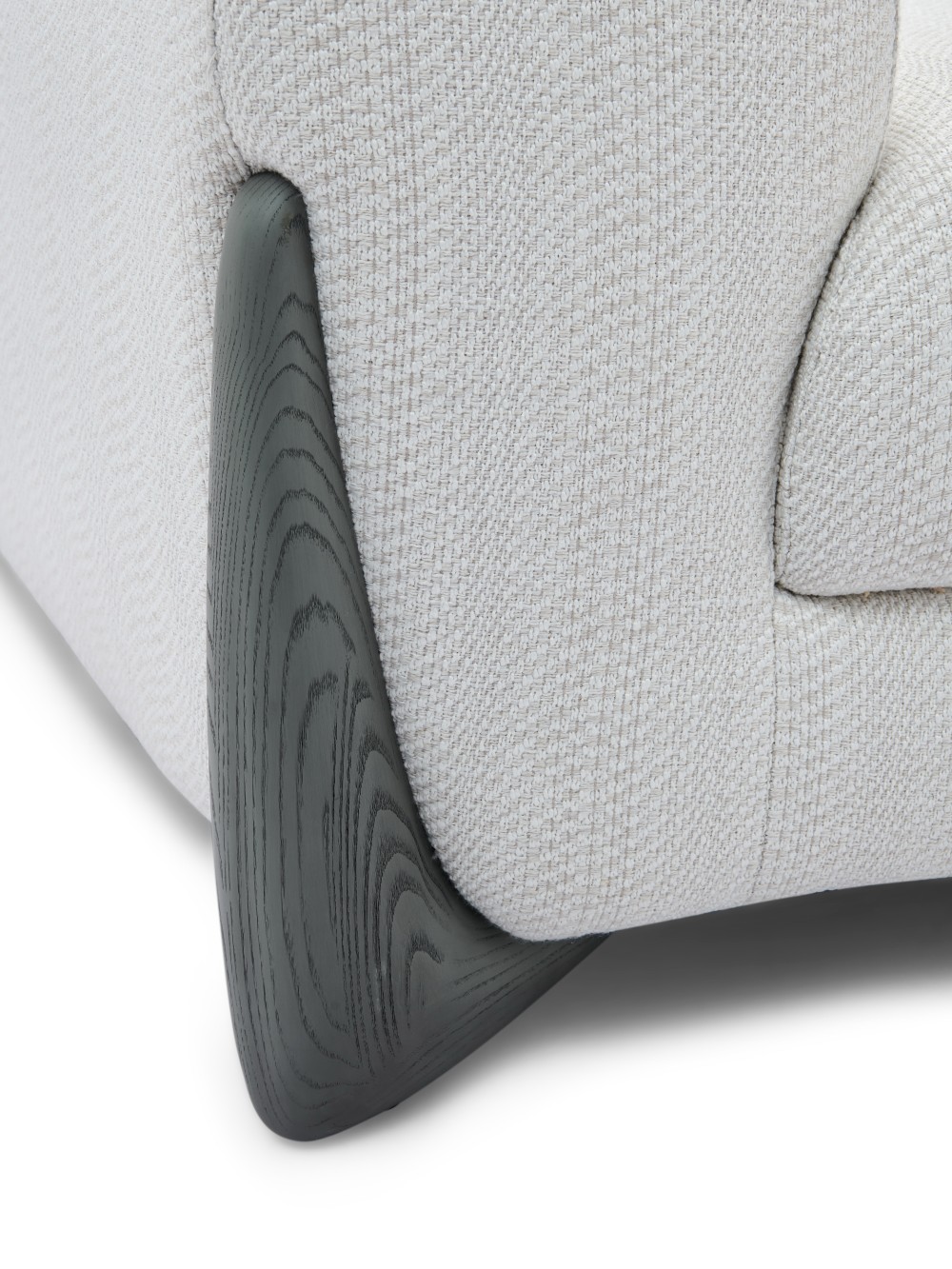LL131 Sofa