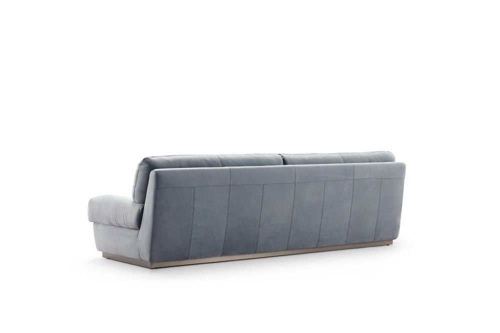 LL122 Sofa