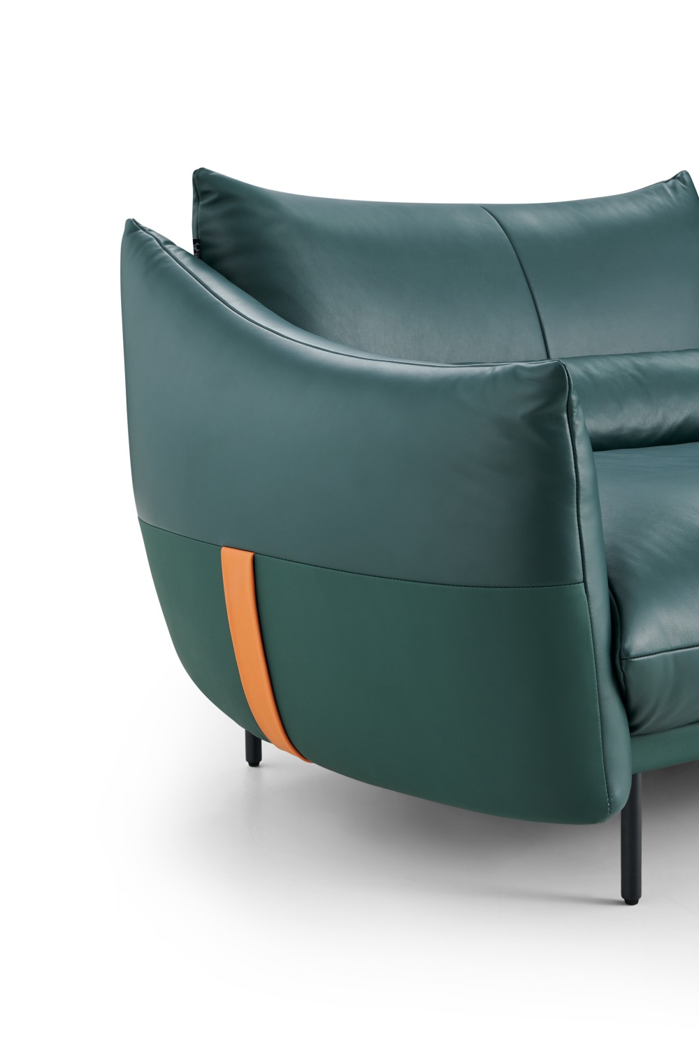 LL133 Sofa