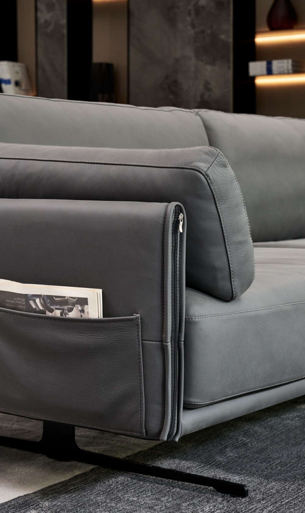 LL146 Sofa