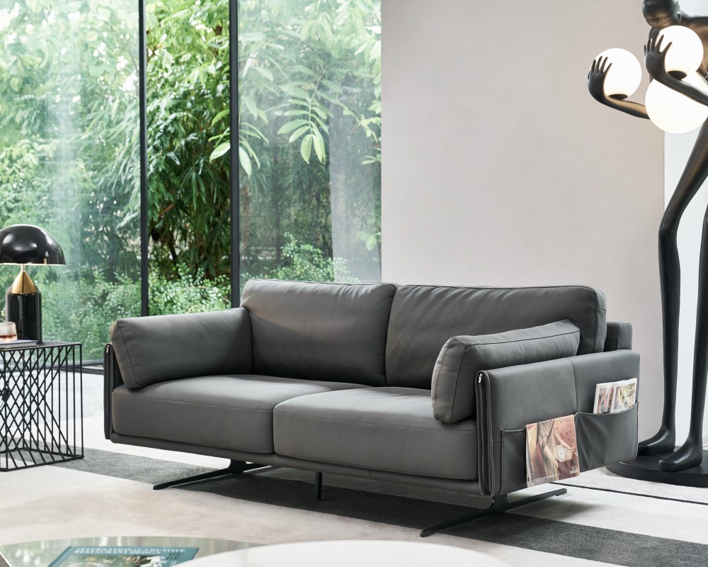 LL146 Sofa