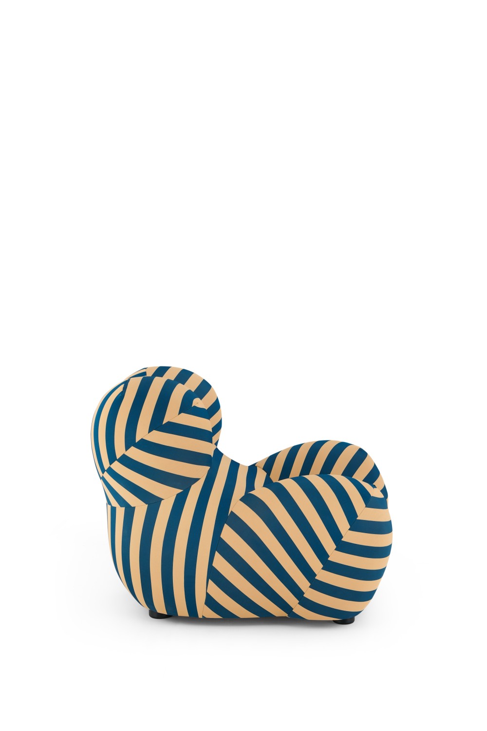 LV109C Armchair
