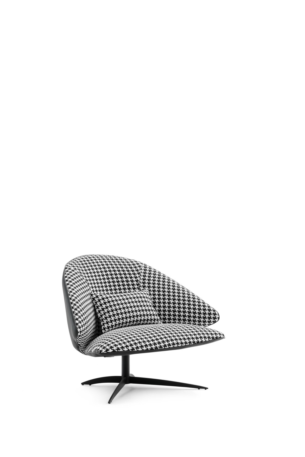 LV108 Armchair