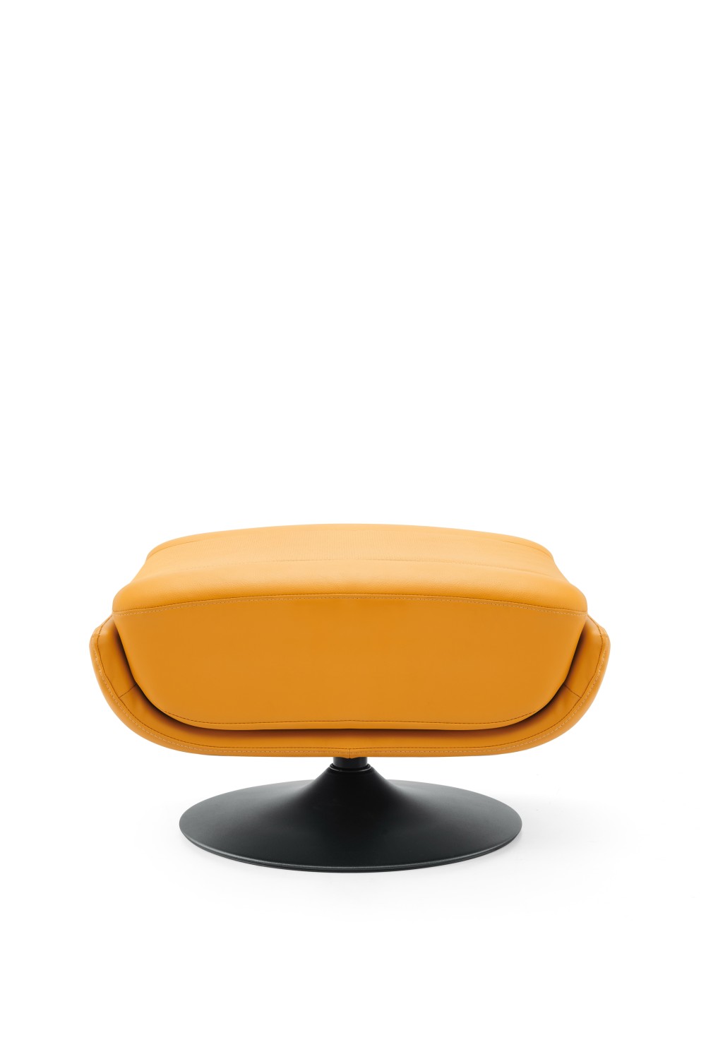 LV102 Armchair