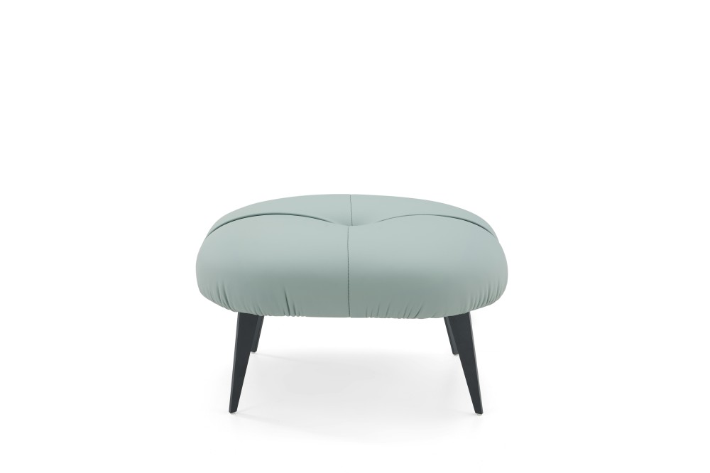 LV153 Armchair