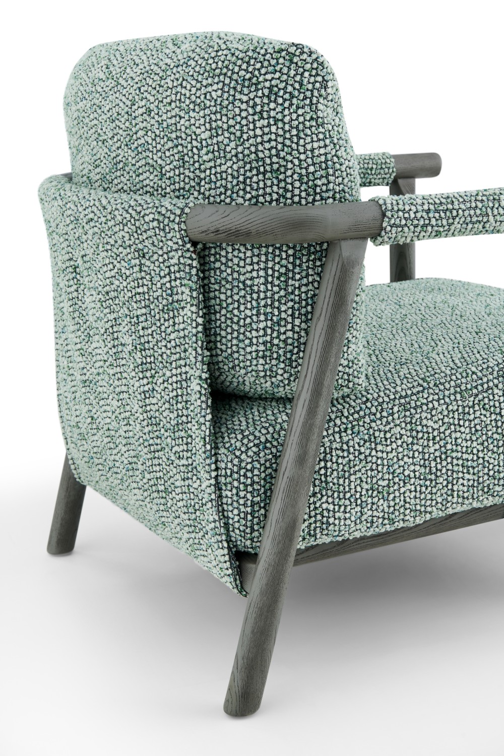 LY23 Armchair