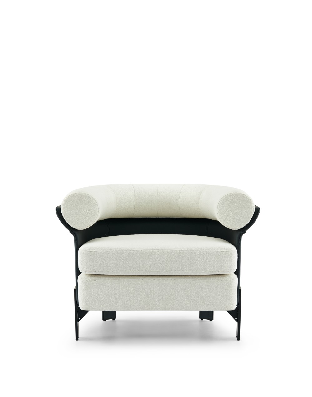 LY39 Armchair
