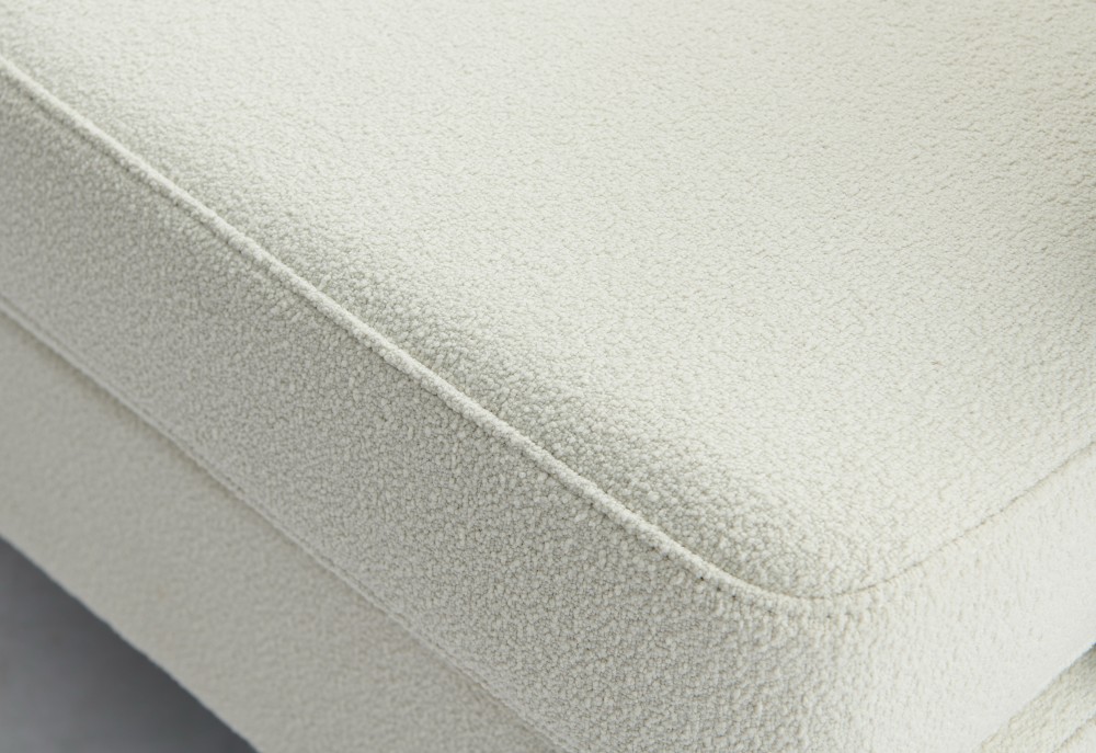 LY39 Armchair