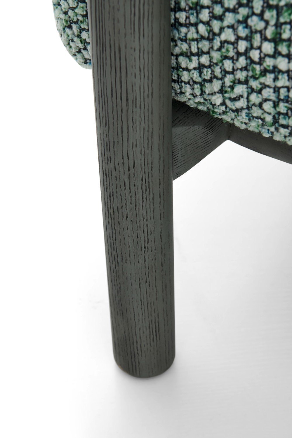 LY23 Armchair