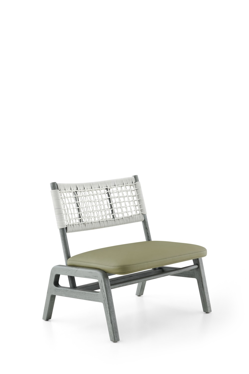 LY16 Armchair