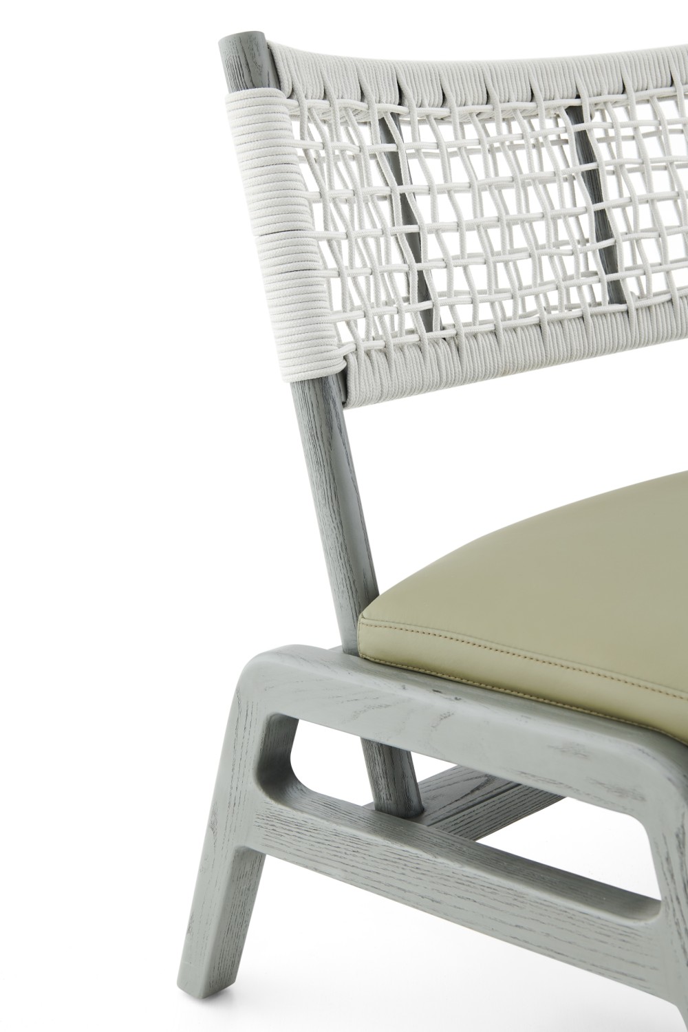 LY16 Armchair
