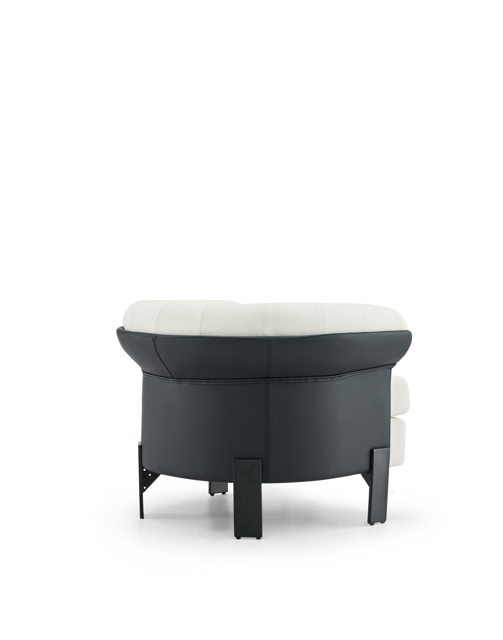 LY39 Armchair
