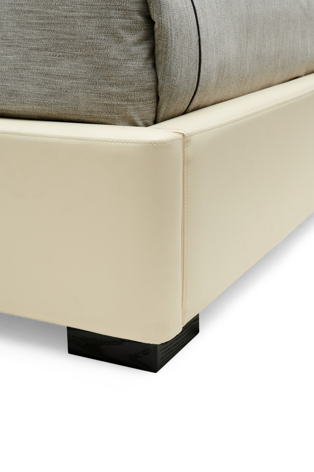 LC586 Soft bed