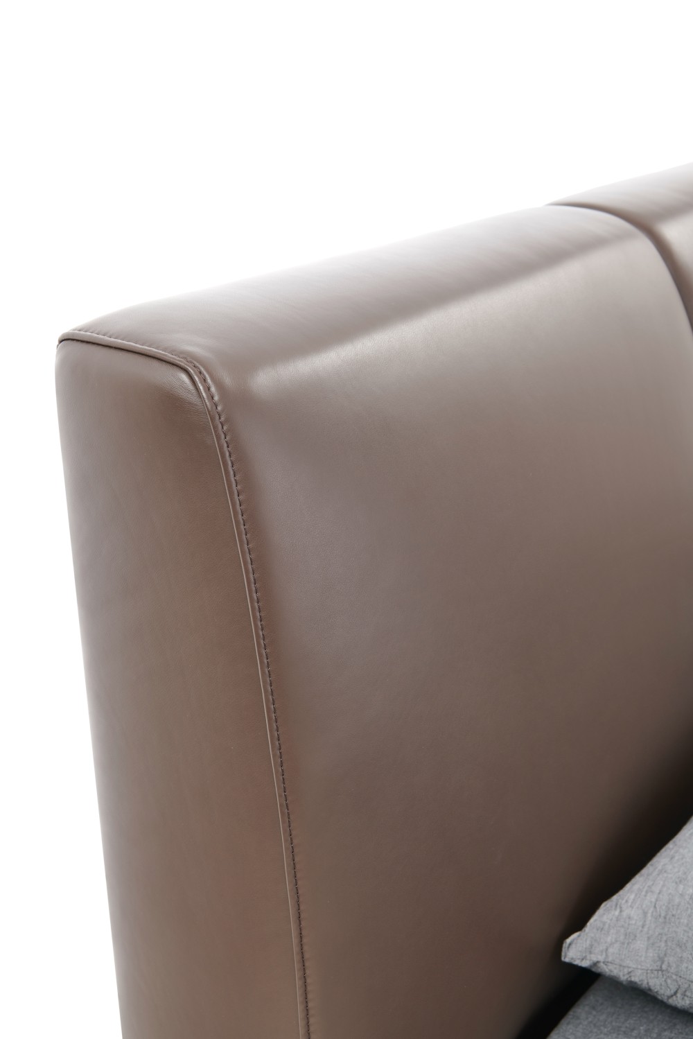 LC569 Soft bed