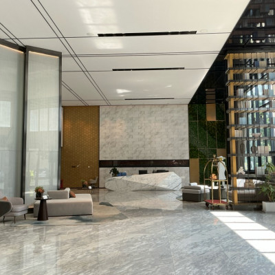 Aanpassing van de hotellobby