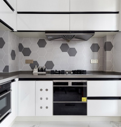 Modern Luxury Villa Kitchen Cabinets