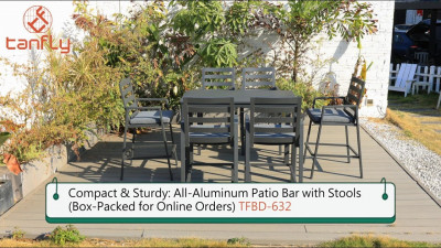 Kompakt og solid: Terrassebar i aluminium med krakker (pakket i eske for nettbestillinger) TFBD-632